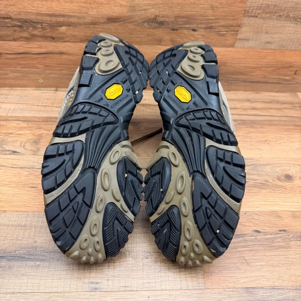 Merrell Men's Gray and Black Athletic Hiking Shoes with Orange Accents